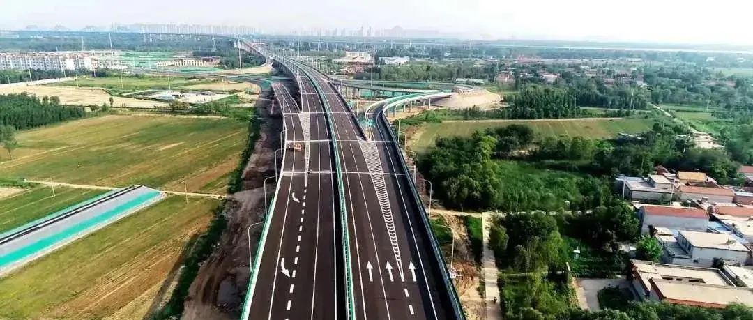 300億！董梁高速沈海至新泰段將開建，項(xiàng)目前期中標(biāo)了！